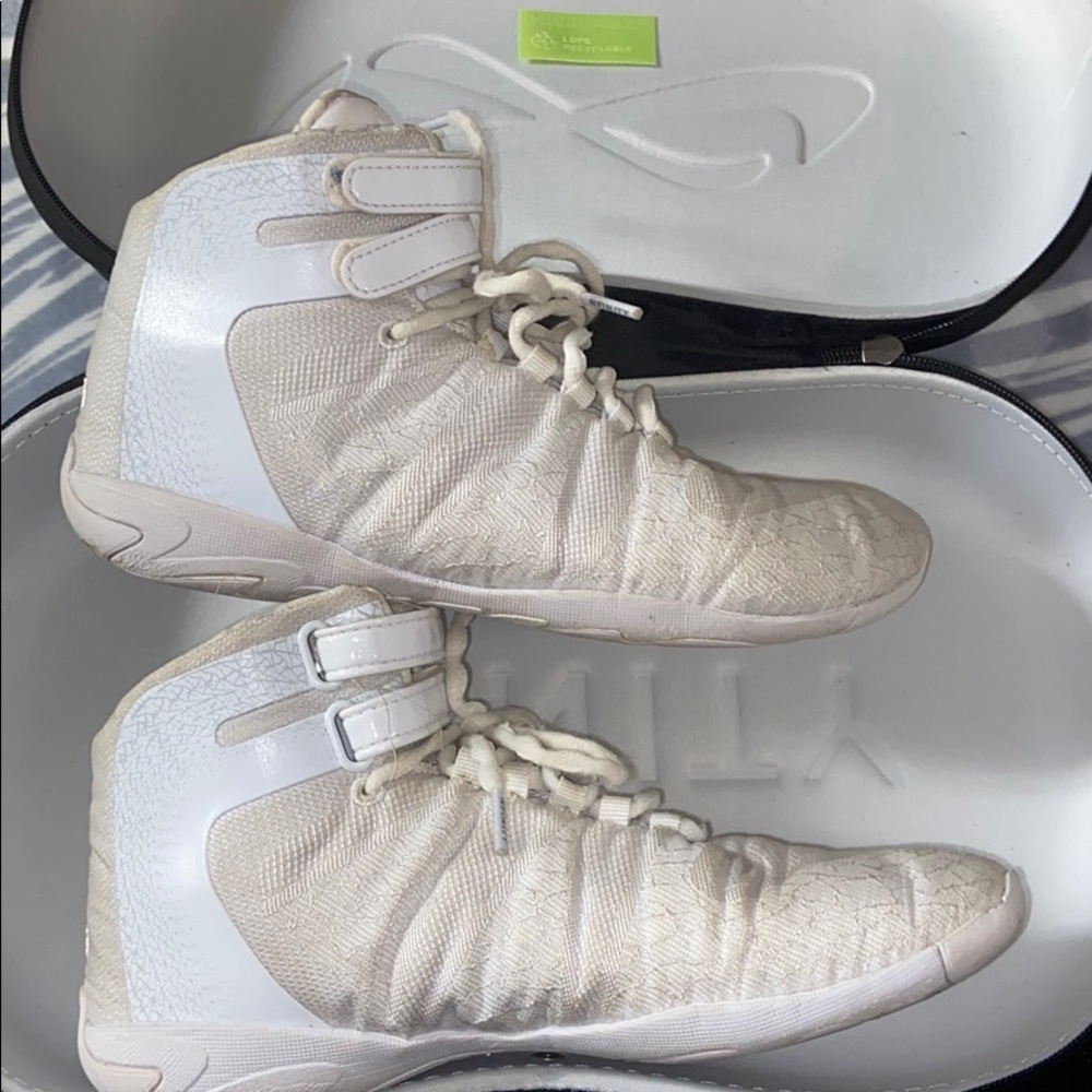 Nfinity titan cheer shoes (hi tops)
